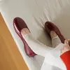 Zapatos Versátiles de Tres Colores para el Trabajo con Suelas Silenciosas, Nuevo Estilo Zapatos de Bruja de Piel de Vaca Encerada de Primera Capa, Planos Simples y Modernos