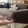 Funda de sofá de forro polar de oso bestseller transfronteriza, funda deslizante universal para sofá engrosada, resistente a los arañazos de gato, funda completa para sofá del hogar