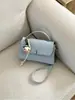 Bolsa de Mão Quadrada Pequena Tendência Estilo Coreano para Mulheres, Nova Bolsa de Ombro Fashion Elegante 2026 com Toque de Luxo, Bolsa Transversal Casual