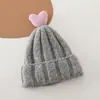 Chapéu de Inverno de Tricô Infantil Estilo Coreano Tendência Chapéu de Tricô Coração para Meninos e Meninas Chapéu Pulôver Quente Espesso Tendência