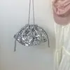Nova Bolsa Sequin de Ombro Único Estilo Coreano de Nicho Exquisita para Mulheres, Bolsa Pequena Transversal com Cordão da Moda e Personalizada de Alto Padrão