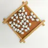 Perla de imitación de agujero medio de aguja única para resaltar el abdomen con accesorios de diamante colgante de perla suelta blanca hecho a mano para bricolaje al por mayor