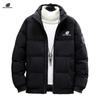 Nuevo abrigo acolchado de algodón con cuello alto para hombre, abrigo de invierno grueso y cálido con acolchado de algodón, abrigo corto de algodón de marca de moda para hombre, chaqueta acolchada de algodón de estilo coreano en stock