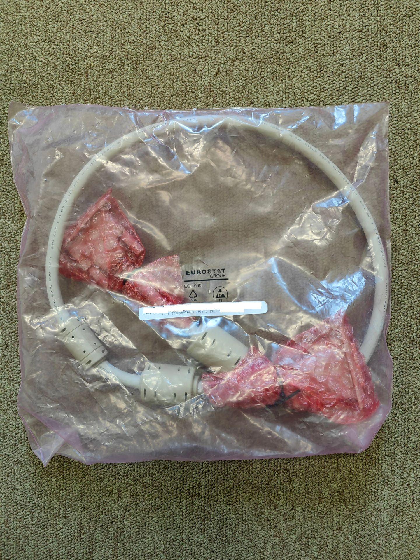 TK851V010.jpg