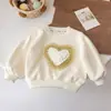 Roupas de Primavera e Outono para Meninas 2026 Novo Estilo Moletom com Coração 3D Roupas Fofas para Bebês e Crianças Tops Estilosos para Bebês Tendência