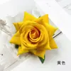 Rosas de terciopelo artificiales de cuatro esquinas de colores Decoración de cabeza de coche de boda DIY Adorno pequeño Decoración de caja de regalo Flores artificiales