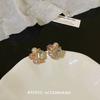 Pendientes de diamantes con destellos de flores personalizados, elegantes y súper llamativos, diseño de nicho, exquisitos, ligeros, de lujo, sencillos, a la moda, versátiles, de alta gama.