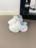 Zapatillas Deportivas Gruesas de Cuero Azul Claro con Mariposas para Niñas Estilo Dad 2026 Nuevas de Primavera y Otoño para Niños Mayores Modernas