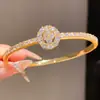 Pulseira com Fivela de Encaixe em Forma de Cobra Banhada a Ouro Real 18K Moda Retrô Pulseira Elegante Luxo Acessível Joias de Alta Qualidade para Mulheres