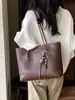Bolsa Casual Transfronteiriça para Trajeto Diário Feminina Grande Capacidade 2026 Nova Outono Inverno Versátil Retrô Bolsa de Ombro Moda Bolsa Tote