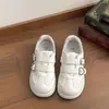 Zapatillas de plataforma ligeras, modernas y versátiles para mujer, nueva colección de otoño 2026, que aumentan la altura, perfectas con vestidos, zapatos casuales de suela blanda