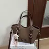 Bolso grande de moda transfronterizo para mujer, nuevo estilo 2026, bolso de hombro cruzado versátil y chic para el día a día