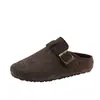 Pantuflas peludas para mujer para usar en exteriores en otoño e invierno, forradas de forro polar para abrigar, nuevo estilo 2026, medias pantuflas cerradas en la punta con aumento de altura interior y suela gruesa, zapatos casuales