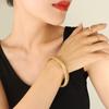 Nuevo brazalete elástico ancho y estrecho de diseño original antiguo chino para mujer, brazalete de moda chapado en oro de acero de titanio, joyería al por mayor