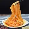 Piel de fideo estirada Qin Sheng Shaanxi Baoji Qishan especialidad alimentaria snack sabor pasta de sésamo instantánea