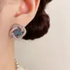 Pendientes de Zirconia Rodeando Diamante Azul, Lujo Ligero, Modernos y de Alta Gama, Exquisitos Elegantes, Diseño Único, Pendientes Versátiles Super Brillantes para Mujer