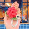 Llavero hecho a mano de lana tejida, llavero terminado, cadena para teléfono móvil, colgante de rosa de ganchillo, regalo hecho a mano, venta al por mayor