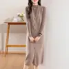 Vestido Jersey de Lana 100% Cuello en V para Mujer Otoño e Invierno Nuevo Estilo Coreano Aspecto Delgado Falda Interior Ropa Exterior Falda de Punto Fina Moda
