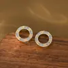 Novos Brincos de Zircônia Micro-Pavimentados Bicolores Galvanizados de Uma Linha para Mulheres Moda Japonesa e Coreana Brincos de Luxo Leve Atacado