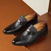 Sapatos de Couro para Homens para Primavera e Outono, Casuais Respiráveis, Formais de Negócios, Bico Fino, Estilo Britânico, Tamanho Grande, Sapatos Masculinos, Sapatos de Couro de Vaca da Moda para Negócios