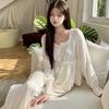 [O Mágico de Ono] Início da primavera Novo estilo francês simples para meninas, roupa para casa, calças de manga comprida, terno de seda gelo fino