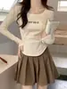 Blusa Térmica de Manga Longa com Dupla Face para Mulheres, Design Outono e Inverno, Camiseta Regular com Ombro Caído e Manga Longa, Top Curto Petite