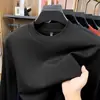 Camiseta de manga larga para hombre del sudeste asiático, transfronteriza, cuello semi-alto, lujo ligero, elástica, color liso, camiseta básica para primavera y otoño, casual, en stock, personalizable