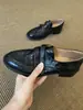 Mocasines slip-on retro de estilo británico para mujer, nuevos zapatos versátiles de cuero 2026 con tacones gruesos y cierre de velcro, zapatos de vestir de moda