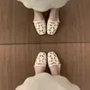 Primer Encuentro con las Nuevas Zapatillas de Media Puntera con Cordones Estilo Chino para Mujer, Adecuadas para Uso en Exteriores, Nuevo Modelo Primavera/Verano 2026, Mocasines sin Cordones