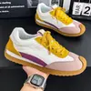 Zapatos de hombre estilo alemán, nueva colección de primavera 2026, zapatillas deportivas casual, antideslizantes, estilo Forrest Gump, versátiles para adolescentes, zapatillas de lona con suela blanda