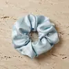 Elásticos de Cabelo de Cetim Modernos e de Alta Qualidade com um Design Elegante, Brilhante e de Alta Elasticidade. Fornecimento Atacadista. Vendas Diretas do Fabricante