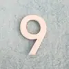 Placa de número de porta em acrílico, placa de número de quarto com letras preto e branco para casa, placa de número autoadesiva de alta qualidade