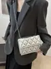 Bolso de Cadena de Color Contrastante Rombo de Moda para Mujer 2025 Elegante Texturizado para el Trabajo al Hombro Cruzado Debajo del Brazo Pequeño Cuadrado Bolso de Mujer