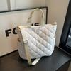 2024 Otoño e Invierno Nueva Moda Bolso de Hombro Portátil para Ir al Trabajo Bolso Cruzado Casual de Gran Capacidad Bolso Tote Casual para Mujer