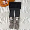 Leggings de forro polar para niñas de otoño e invierno, pantalones empalmados estilo calcetín con dibujos animados para niños, pantalones ajustados y adelgazantes para niñas