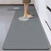 Alfombrillas de Cocina de Piso Nórdicas Simples Absorbentes de Agua y Aceite Barro de Diatomeas Alfombrillas Suaves Hogareñas Juego de Dos Piezas Alfombrillas Antideslizantes Venta al por Mayor Transfronteriza