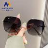 Gafas de sol de moda para mujer, de verano, con montura grande de metal, antiluz azul, planas, estilo coreano, para adelgazar, para sesiones de fotos callejeras, anti-UV.