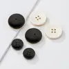 Botones Combinados de Resina y Metal, Botones Redondos Planos de Cuatro Agujeros para Trajes, Abrigos y Gabardinas de Hombre y Mujer, Venta al por Mayor