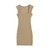 Vestido tipo tank top negro sin mangas con cuello cuadrado para mujer, de verano, entallado a la cintura, adelgazante, ajustado, de longitud media, bodycon