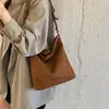 Bolso de Hombro Único de Gamuza Retro para Mujer 2026 Nuevo Estilo Perezoso Bolso Tote de Gran Capacidad Bolso Cubo para el Trabajo