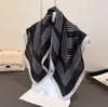 Líneas Geométricas Patrón Espiga Algodón y Lino Bufanda Cuadrada Pequeña Pañuelo para la Cabeza de Imitación Terciopelo Chal Protección Solar Bufanda para el Cuello Bufanda para Mujer