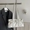 Bolsa Tote Design de Nicho Outono/Inverno 2026, Bolsa de Grande Capacidade, Bolsa de Ombro Feminina Texturizada Casual da Moda Personalizada