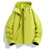 Jaqueta Softshell Macia Nova de Primavera Masculina Casaco Masculino Jaqueta com Capuz Roupa Casual de Negócios para Montanhismo Jaqueta