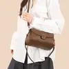 Bolso Pequeño Cuadrado Retro Nuevo para Mujer, Versátil y de Gama Alta, Bolso de Hombro Cruzado de Moda y Sencillo para el Viaje Diario