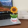 Presente do Dia do Professor: Planta de girassol sorridente em vaso, buquê trançado feito à mão, ornamento de mesa de girassol