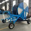 Máquina de Irrigação por Aspersão Automática Tipo Carretel para Irrigação de Terras Agrícolas, Retração Automática da Mangueira, Aspersão Uniforme de Água, Ampla Cobertura, Economia de Mão de Obra