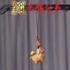 Colgante de Cadena para Teléfono de Caballo de Carrusel Tallado en Sándalo Pulsera Creativa Yiming Xianyuan Sándalo Morado Llavero de Caballo Dorado