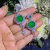 Aretes minimalistas con incrustaciones de circonita, calcedonia natural, ágata de calabaza verde translúcido y colgante de seguridad, mismo estilo que se ve en Xiaohongshu