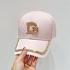 Gorra de Béisbol con Letra D Doble Nueva para Mujer Moda Primavera y Verano nis Gorra Urbana Combinable Sombrero de Moda que Modifica el Rostro