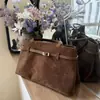 Moda 2025 Outono Nova Bolsa de Mão Grande Capacidade Fosca Estilo Retrô Bolsa Tote Pequena para o Dia a Dia Bolsa da Moda Tendência
